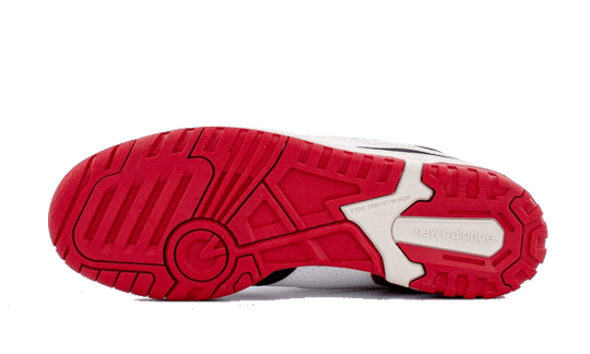 550-white-red-black-runstock