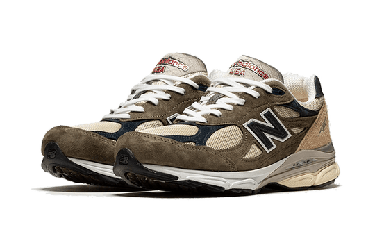 990-v3-made-in-usa-green-cream-sneakee-store