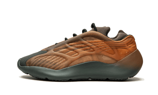 yeezy-700-v3-copper-fade-sneakee-store