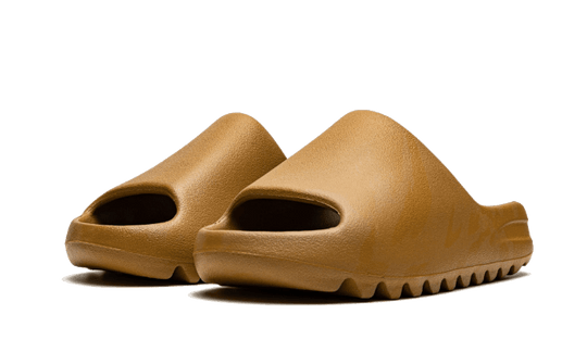 yeezy-slide-ochre-sneakee-store