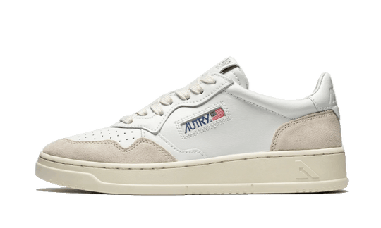 medalist-leather-suede-low-white-sneakee-store