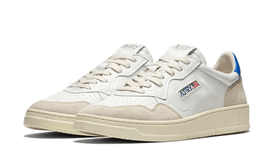 medalist-leather-suede-low-white-light-blue-sneakee-store