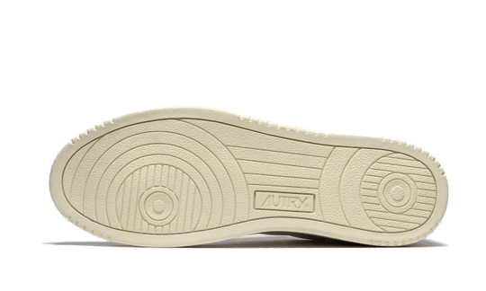 medalist-leather-suede-low-white-navy-sneakee-store
