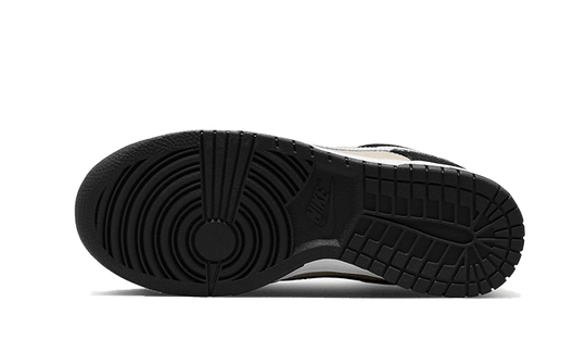 dunk-low-starry-laces-sneakee-store