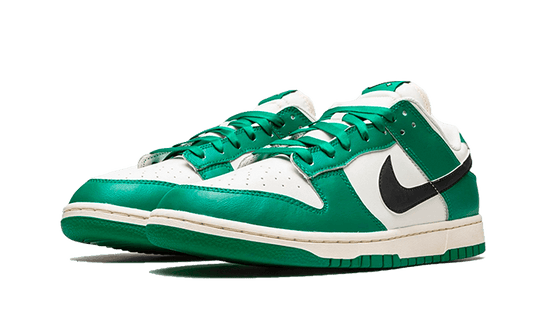 dunk-low-se-lottery-green-pale-ivory-sneakee-store