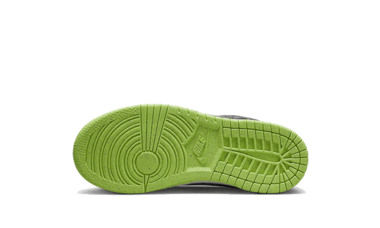 dunk-low-swoosh-shadow-iron-grey-enfant-ps-sneakee-store