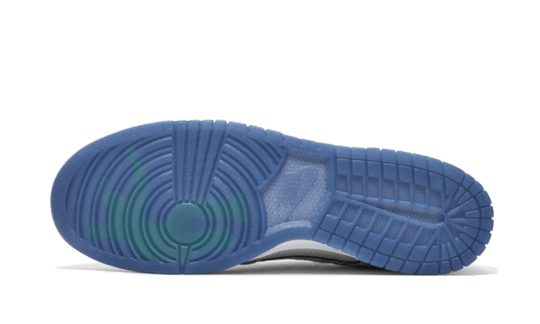 dunk-low-union-passport-pack-pistachio-sneakee-store