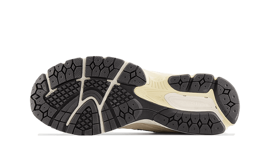 2002r-calm-taupe-sneakee-store