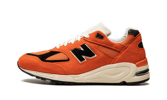 990-v2-made-in-usa-marigold-sneakee-store
