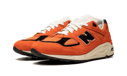 990-v2-made-in-usa-marigold-sneakee-store