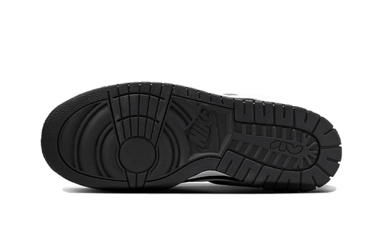 dunk-low-jumbo-reverse-panda-sneakee-store