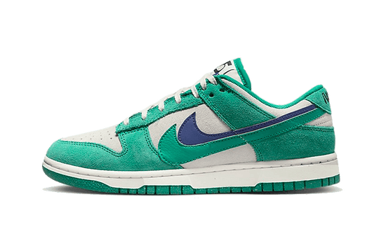 dunk-low-se-85-neptune-green-sneakee-store
