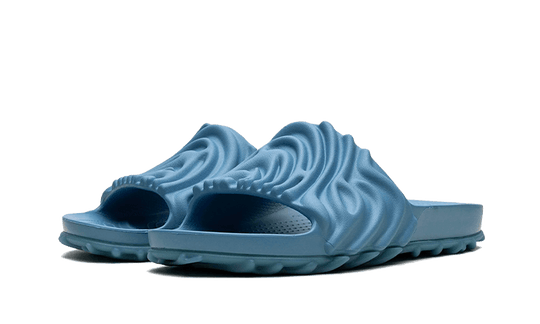 pollex-salehe-bembury-slide-tashmoo-blue-sneakee-store