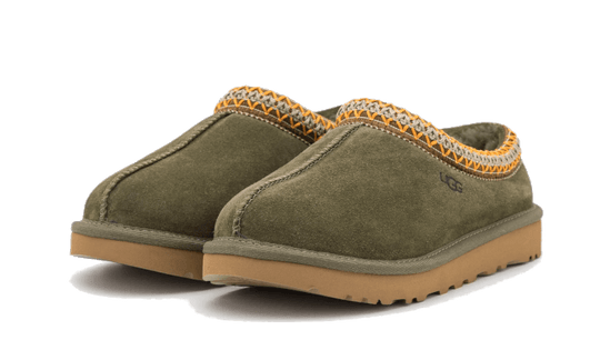 tasman-slipper-burnt-olive-gum-sneakee-store