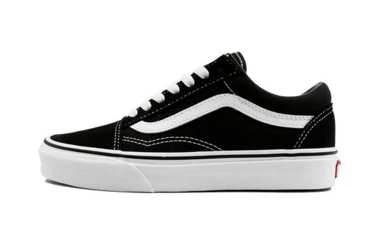 old-skool-black-white-sneakee-store