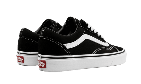 old-skool-black-white-sneakee-store