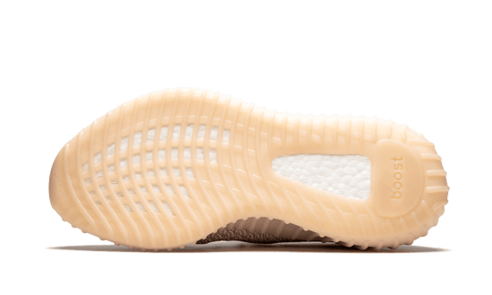 yeezy-boost-350-v2-synth-reflective-sneakee-store