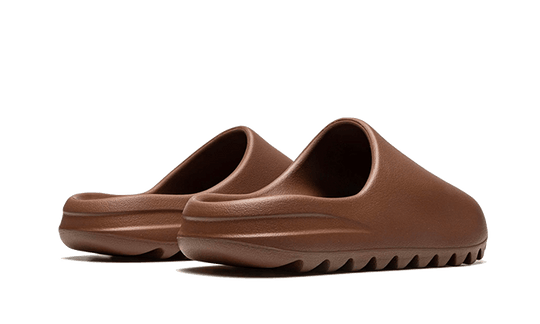yeezy-slide-flax-runstock