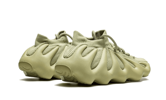 yeezy-450-resin-sneakee-store