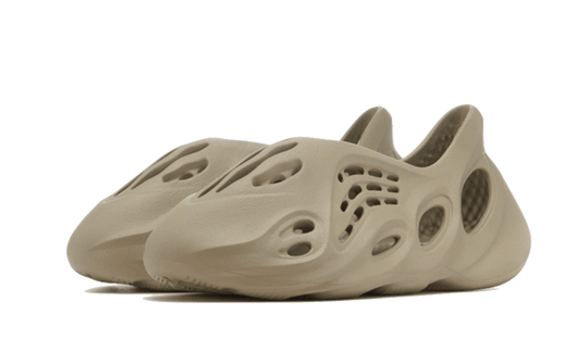 yeezy-foam-rnnr-stone-salt-sneakee-store