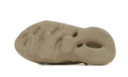 yeezy-foam-rnnr-stone-salt-sneakee-store