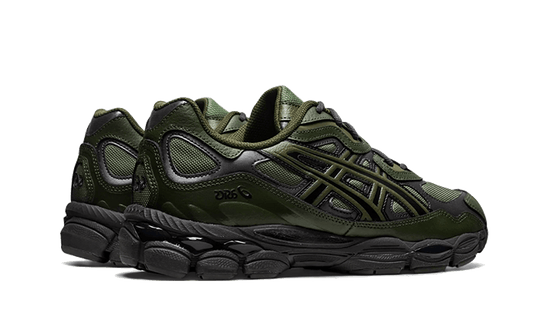gel-nyc-moss-forest-sneakee-store