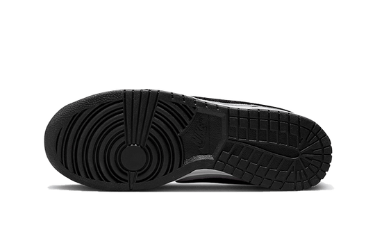 dunk-low-chenille-swoosh-grey-black-sneakee-store