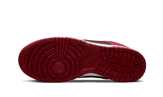 dunk-low-next-nature-dark-beetroot-sneakee-store