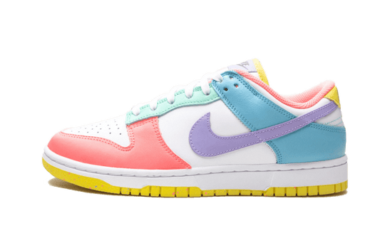 dunk-low-se-easter-sneakee-store