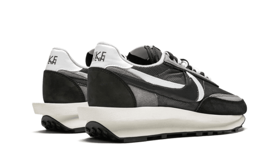ld-waffle-sacai-black-anthracite-sneakee-store