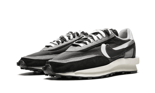 ld-waffle-sacai-black-anthracite-sneakee-store