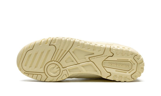 550-joe-freshgoods-conversations-amongst-us-sneakee-store