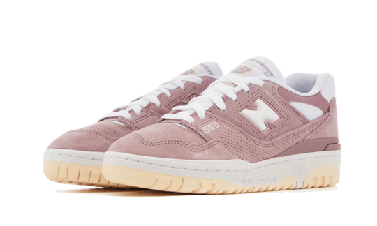 550-lilac-chalk-suede-sneakee-store