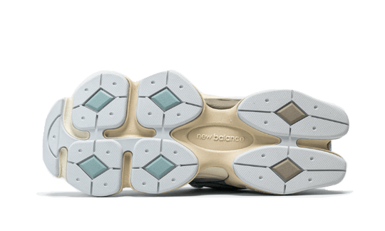 9060-blue-haze-sneakee-store