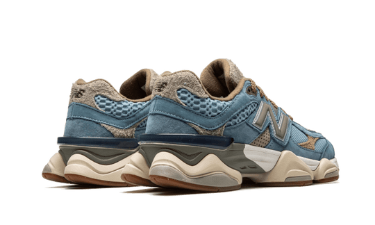 9060-bodega-age-of-discovery-sneakee-store