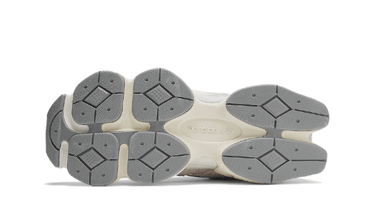 9060-december-sky-runstock