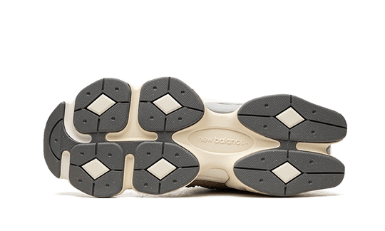 9060-driftwood-sneakee-store