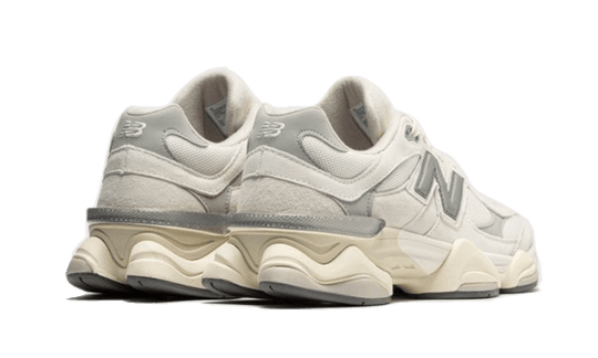 9060-sea-salt-white-sneakee-store