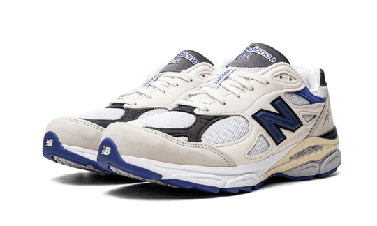 990v3---made-in-usa-cream-blue-sneakee-store