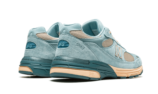 993-made-in-usa-joe-freshgoods-arctic-blue-sneakee-store