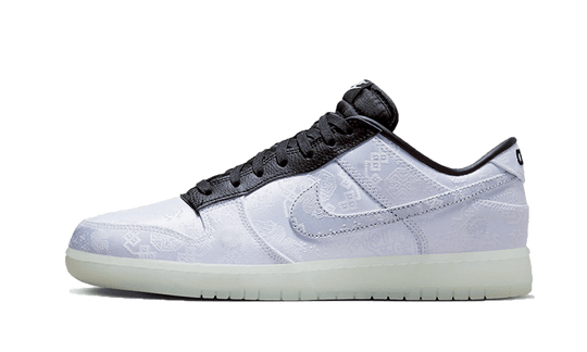 dunk-low-clot-fragment-white-sneakee-store