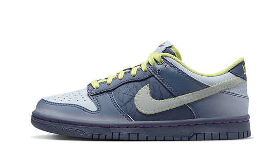 dunk-low-halloween-i-am-fearless-sneakee-store