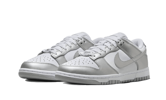 dunk-low-metallic-silver-sneakee-store