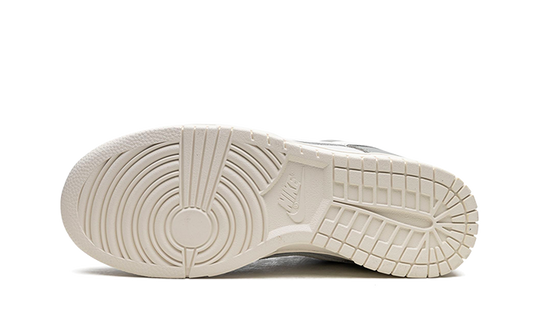 dunk-low-mica-green-sneakee-store