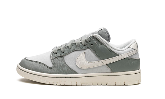 dunk-low-mica-green-sneakee-store