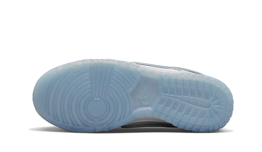 dunk-low-unlock-your-space-sneakee-store