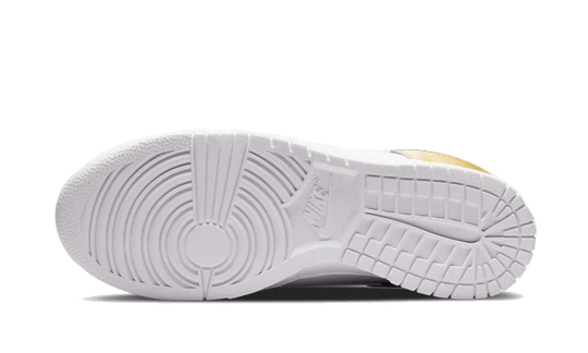 dunk-low-gold-silver-sneakee-store