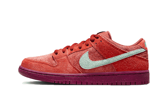 sb-dunk-low-mystic-red-sneakee-store