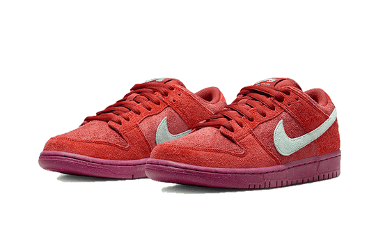 sb-dunk-low-mystic-red-sneakee-store