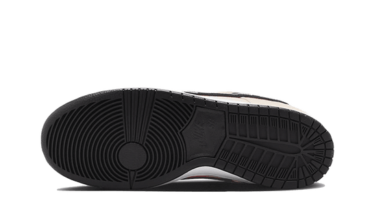 sb-dunk-low-albino--preto-sneakee-store